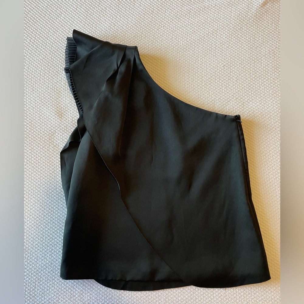 Club Monaco Elegant Black Ruffled Blouse